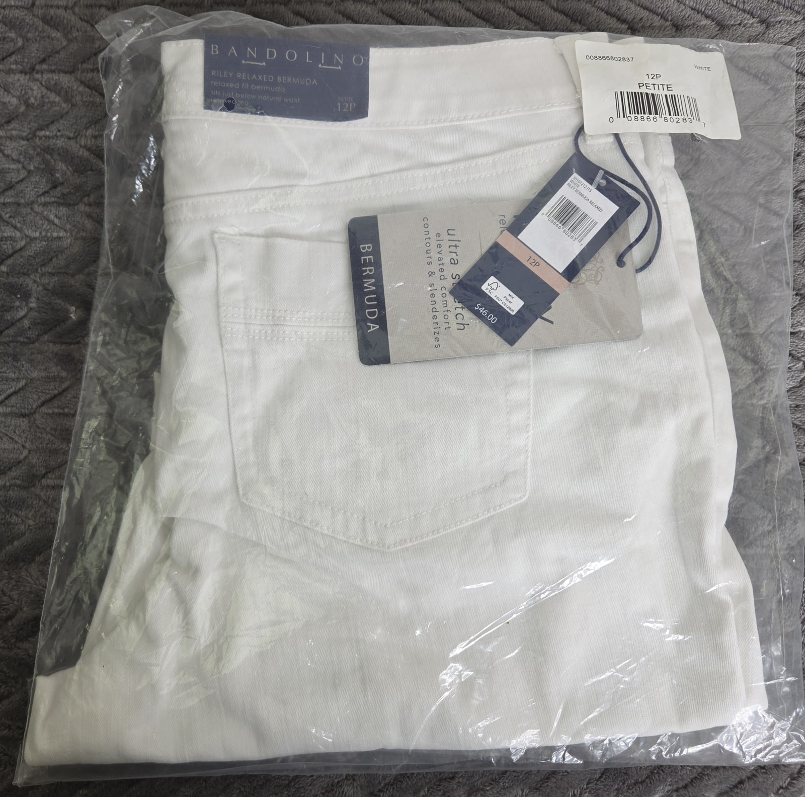 *NEW Bandolino Riley Relaxed Bermuda Shorts Women’s White 12P Petite Relaxed
