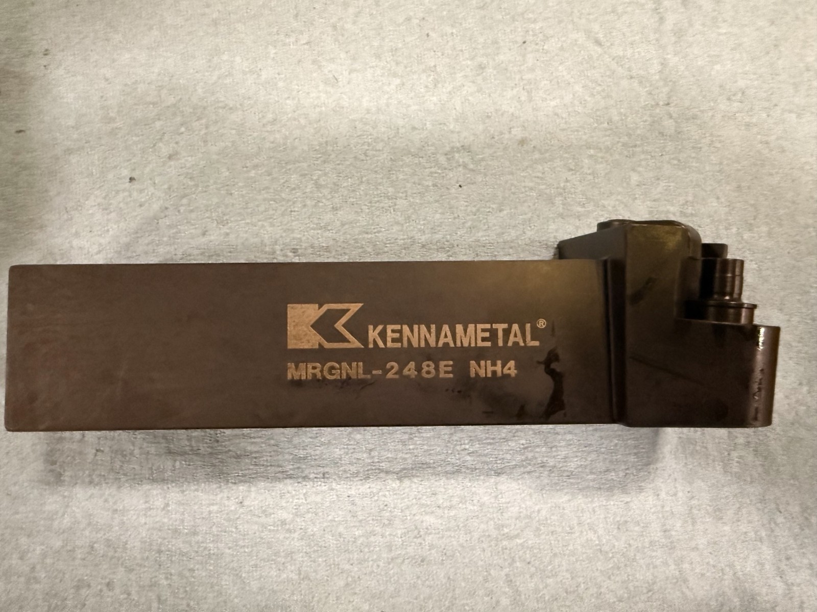 KENNAMETAL Turning Cutter Holder for Circular Inserts | MRGNL-248E KENNAMETAL Turning Cutter Holder for Circular Inserts | MRGNL-248E