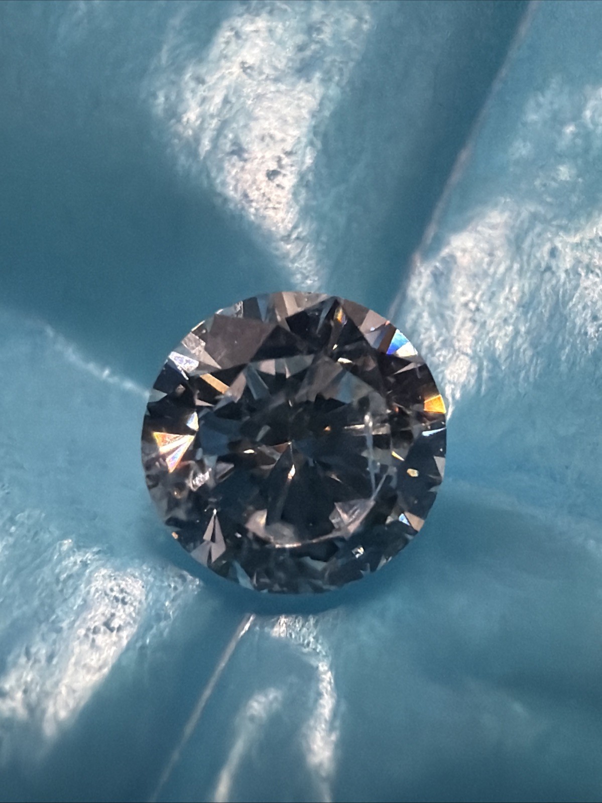 Carte Blu Cert 0.45 carat round brilliant E color ,I1 clarity Natural Diamond