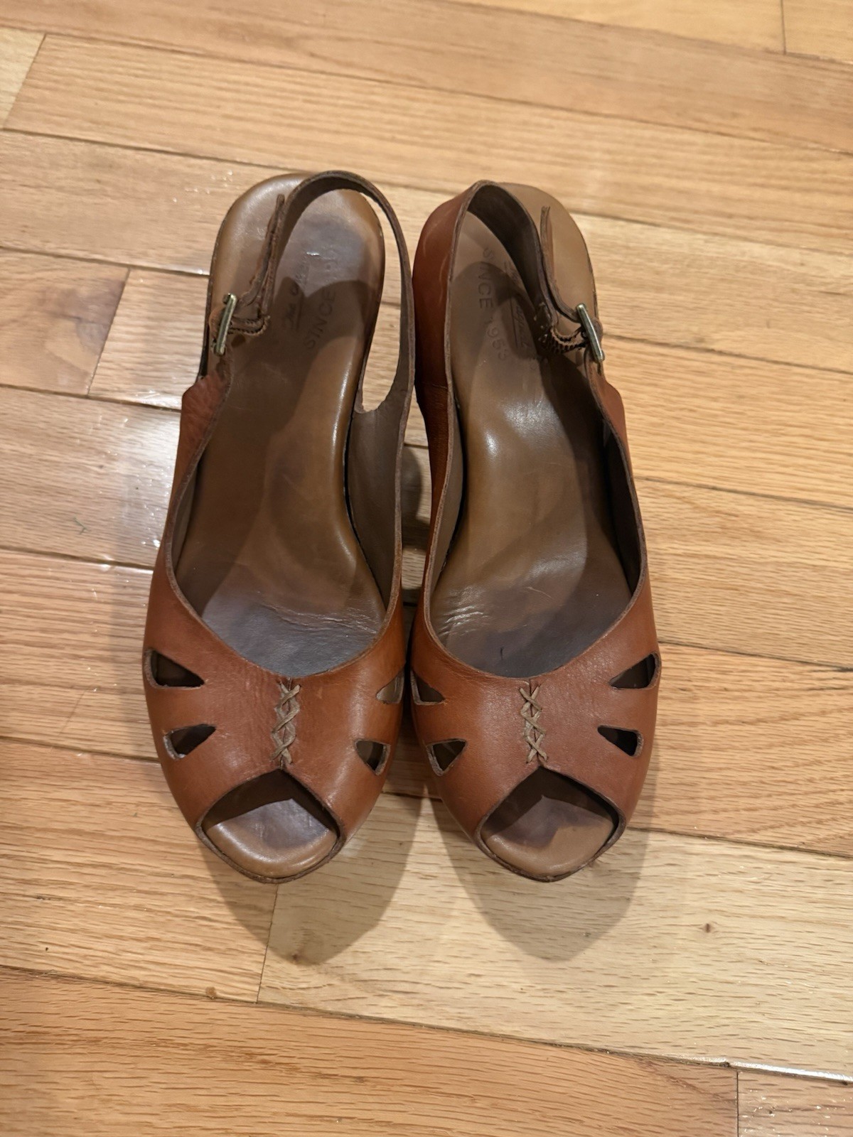 Kork-Ease Bette Tan Leather Platform Wedge Sandals Slingback Peep Toe Brown 9.5 Kork-Ease Bette Tan Leather Platform Wedge Sandals Slingback Peep Toe Brown 9.5