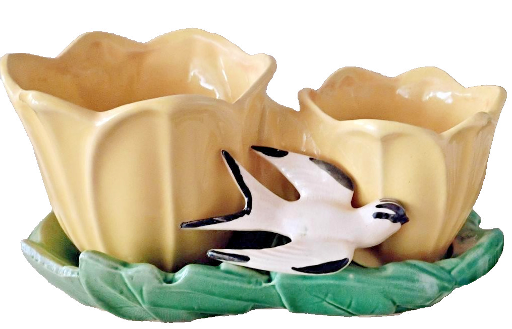 VINTAGE McCOY POTTERY YELLOW DOUBLE TULIP WHITE SWALLOW PLANTER VINTAGE McCOY POTTERY YELLOW DOUBLE TULIP WHITE SWALLOW PLANTER