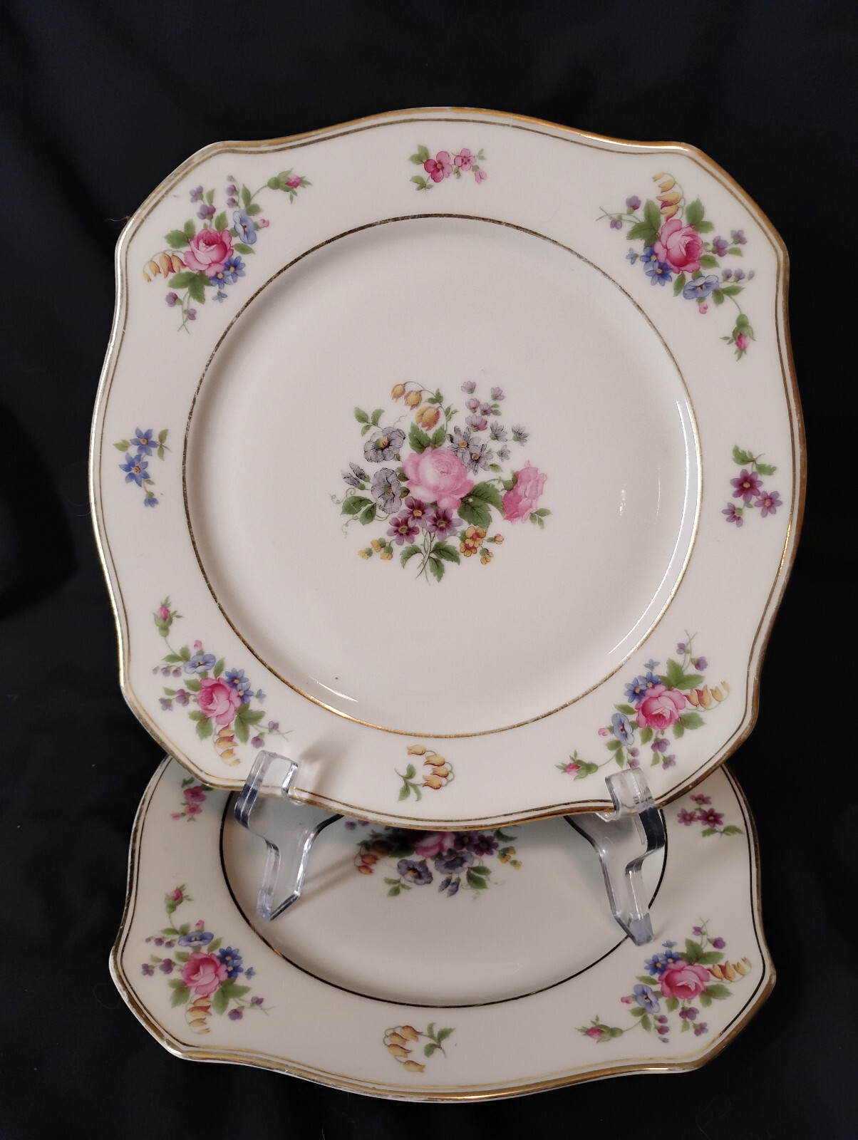 Set of 2 - Tirschenreuth Queen\'s Rose Smooth #4416 8 1/2\