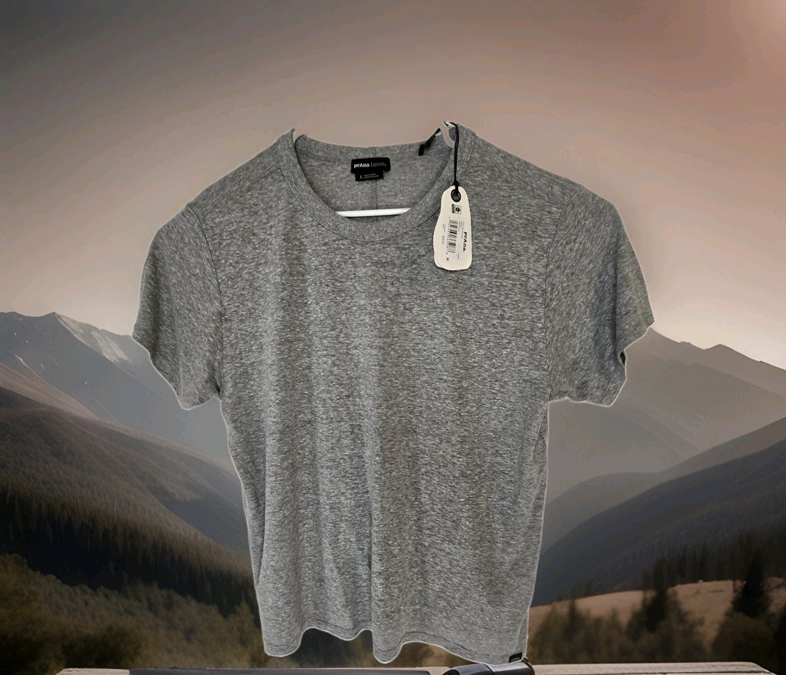 New prAna Women’s T-shirt Cozy Up Crew Short Sleeve Size Large Gray Heather New prAna Women’s T-shirt Cozy Up Crew Short Sleeve Size Large Gray Heather