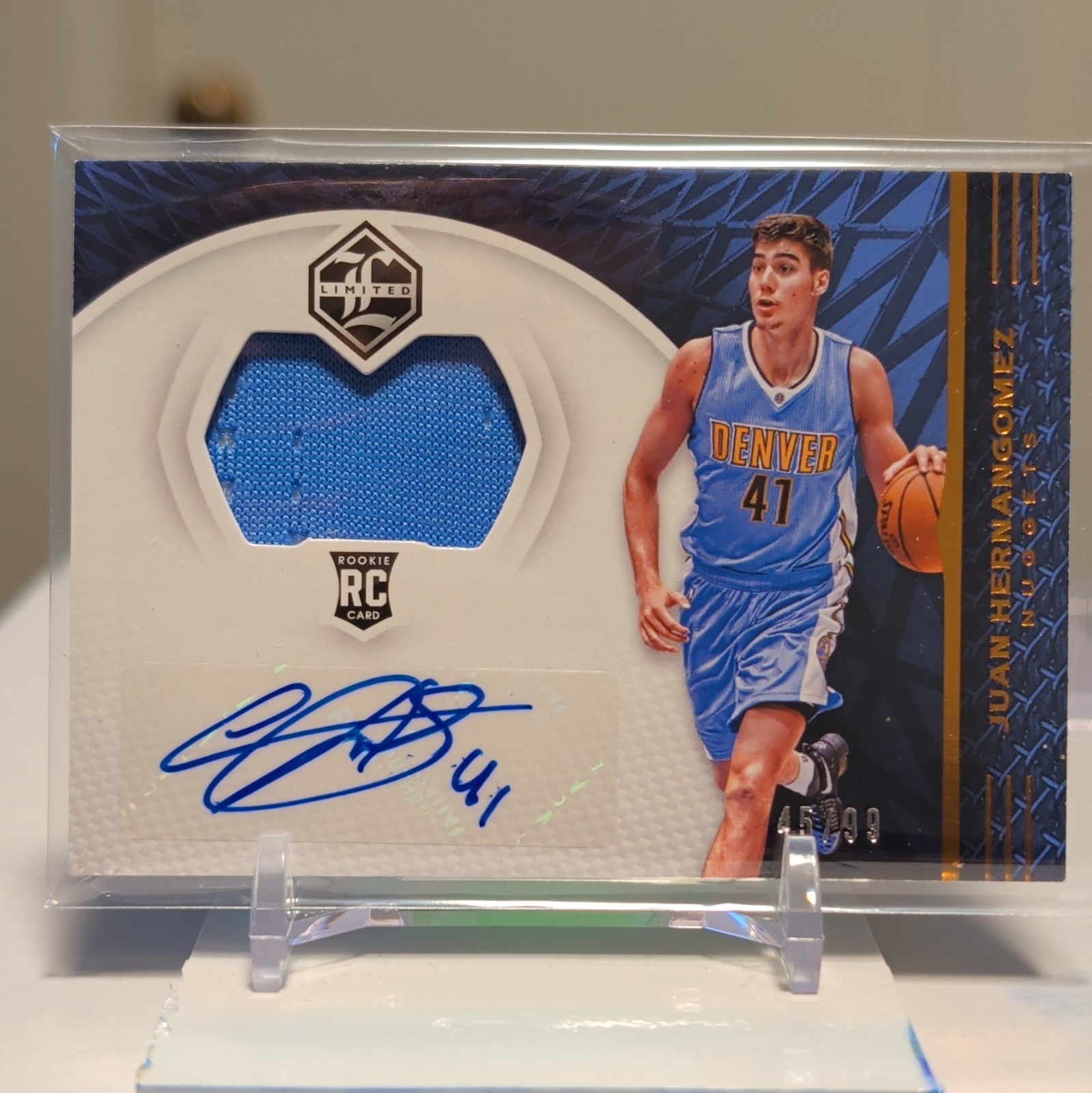 Panini 2016-17 Limited Rookie Jersey Autographs Juan Hernangomez #112 /99
