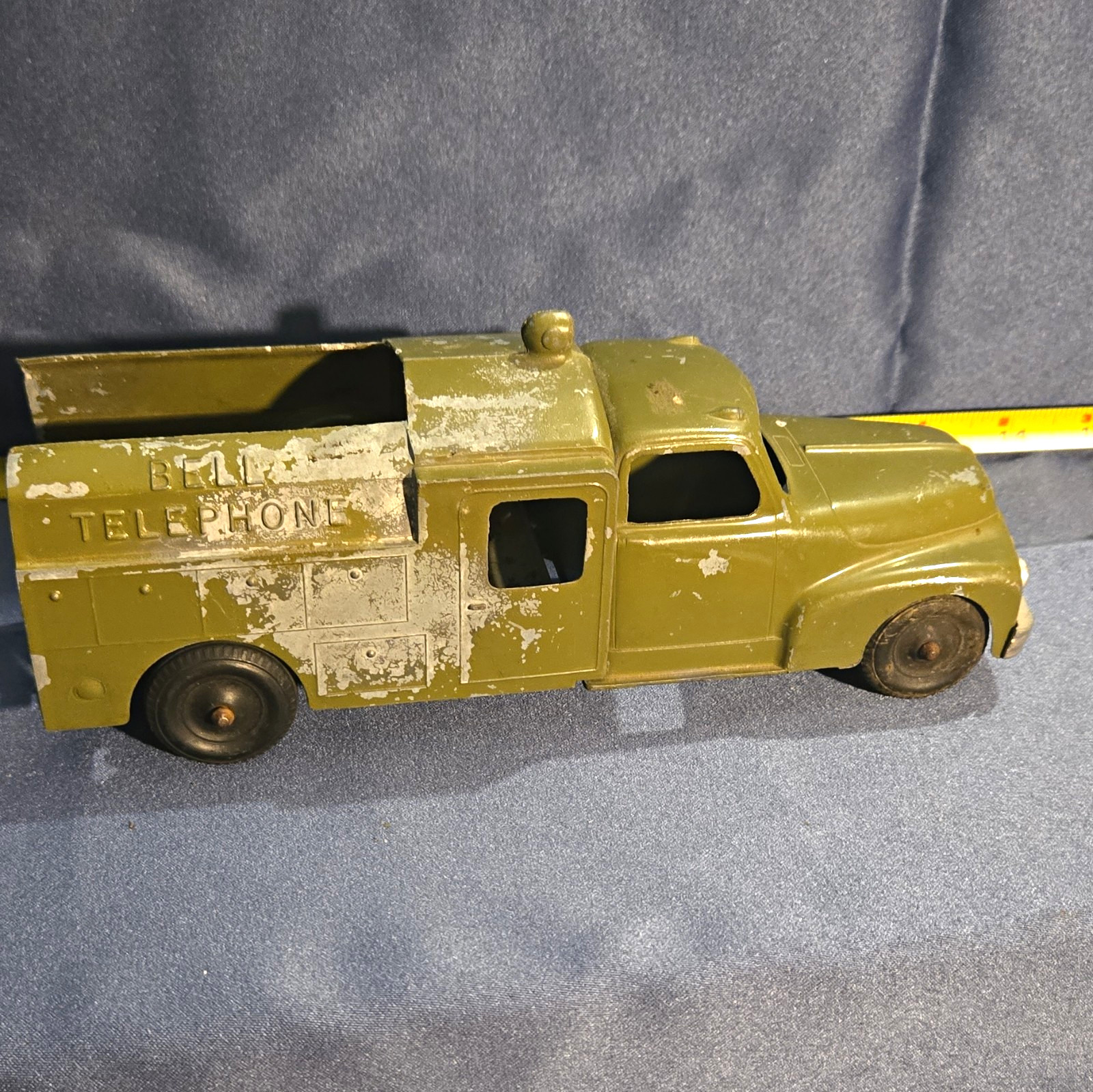 Hubley Vintage Cast Iron Bell Telephone Service Commercial Truck Toy Vehicle