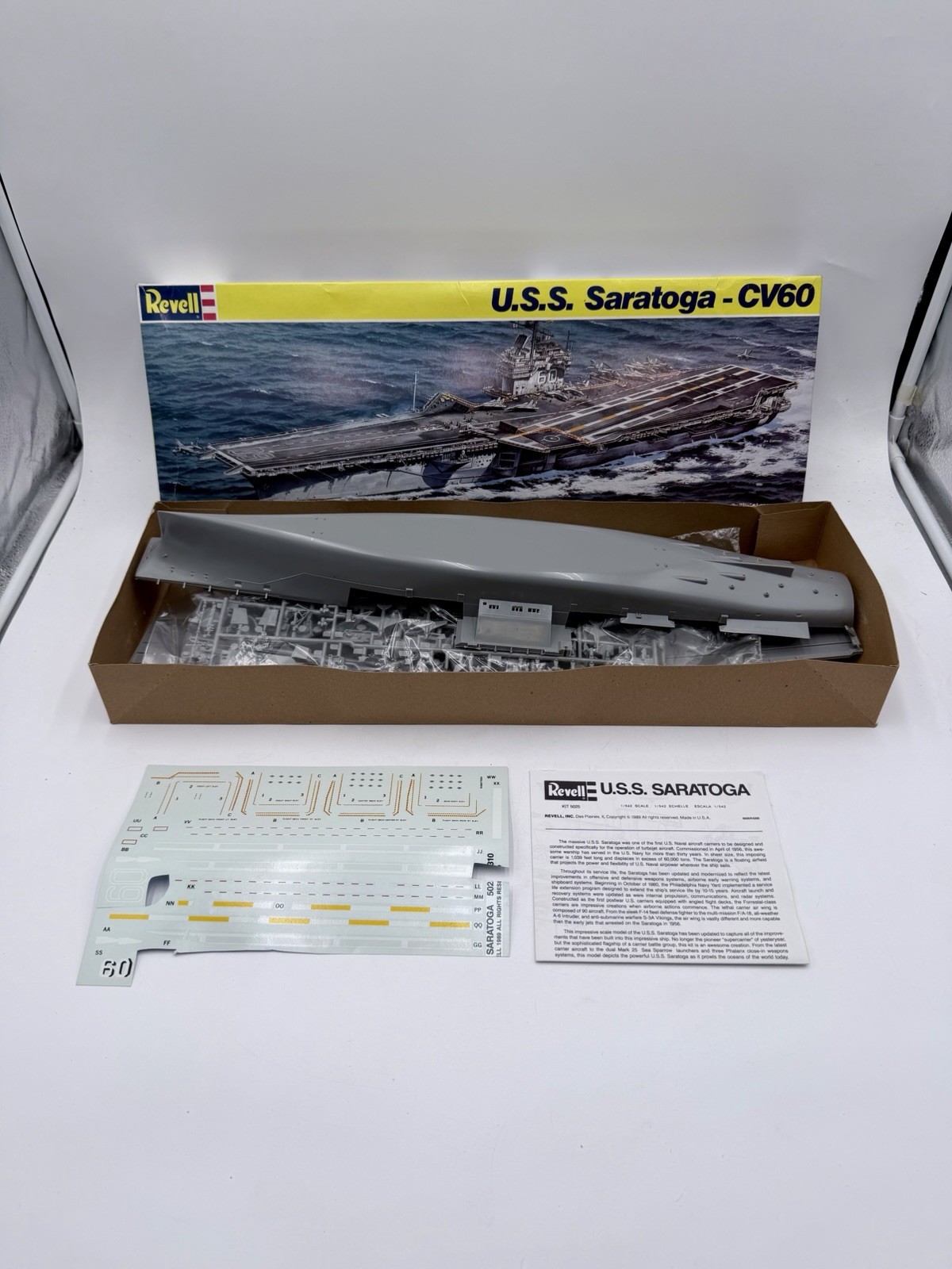 Revell 5025 USS Saratoga-CV60 Model Kit 1/542 Navy Aircraft Carrier SEALED PARTS