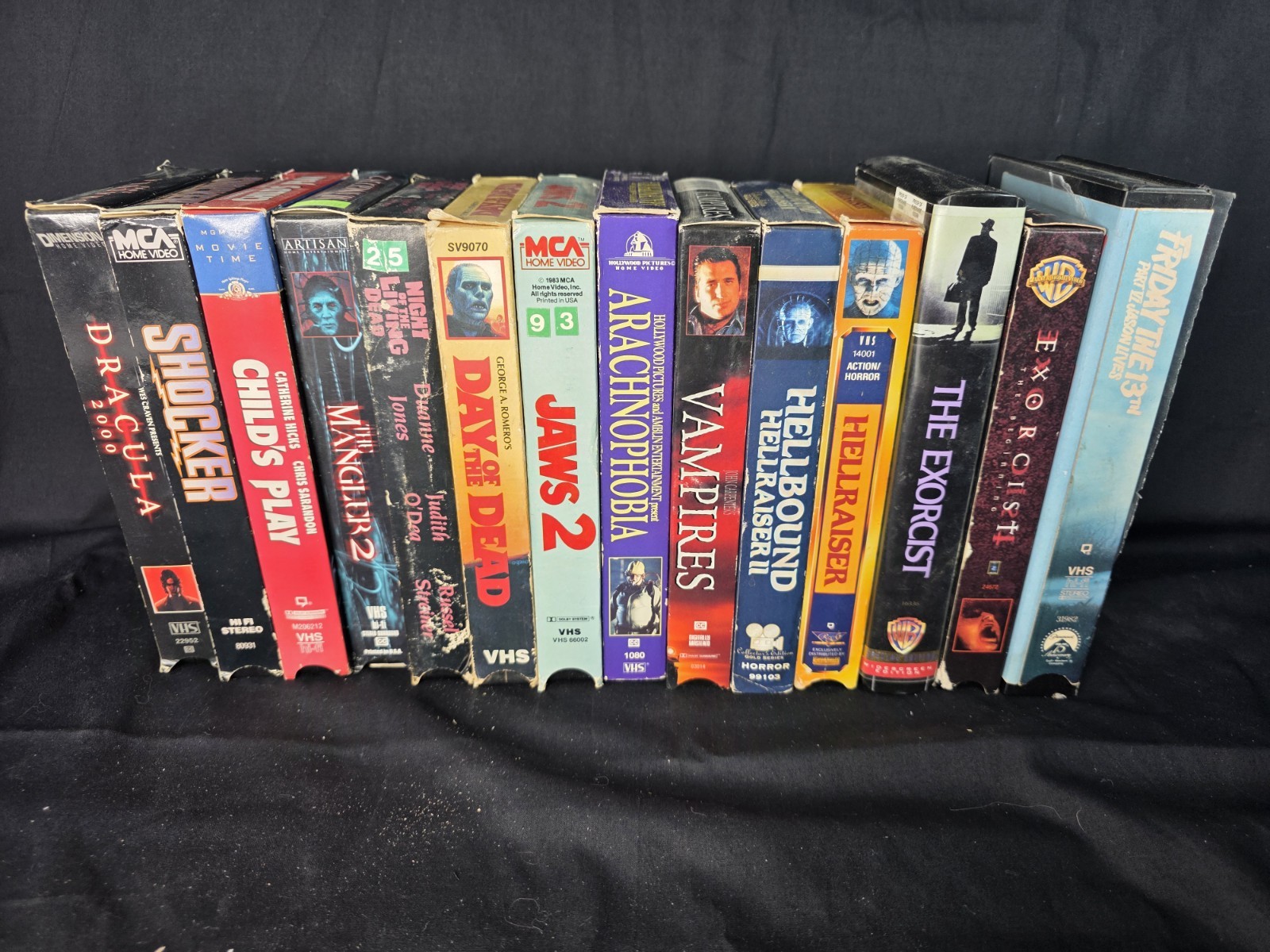 Vintage VHS Horror Movie Lot Hellraiser Exorcist Child\'s Play Jaws Friday the 13