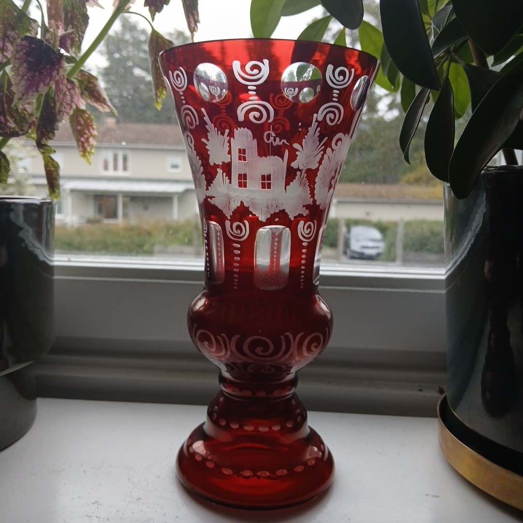Vintage 1920s EGERMANN RUBY RED Bohemian Czech Art Glass - 8.6” VASE #2