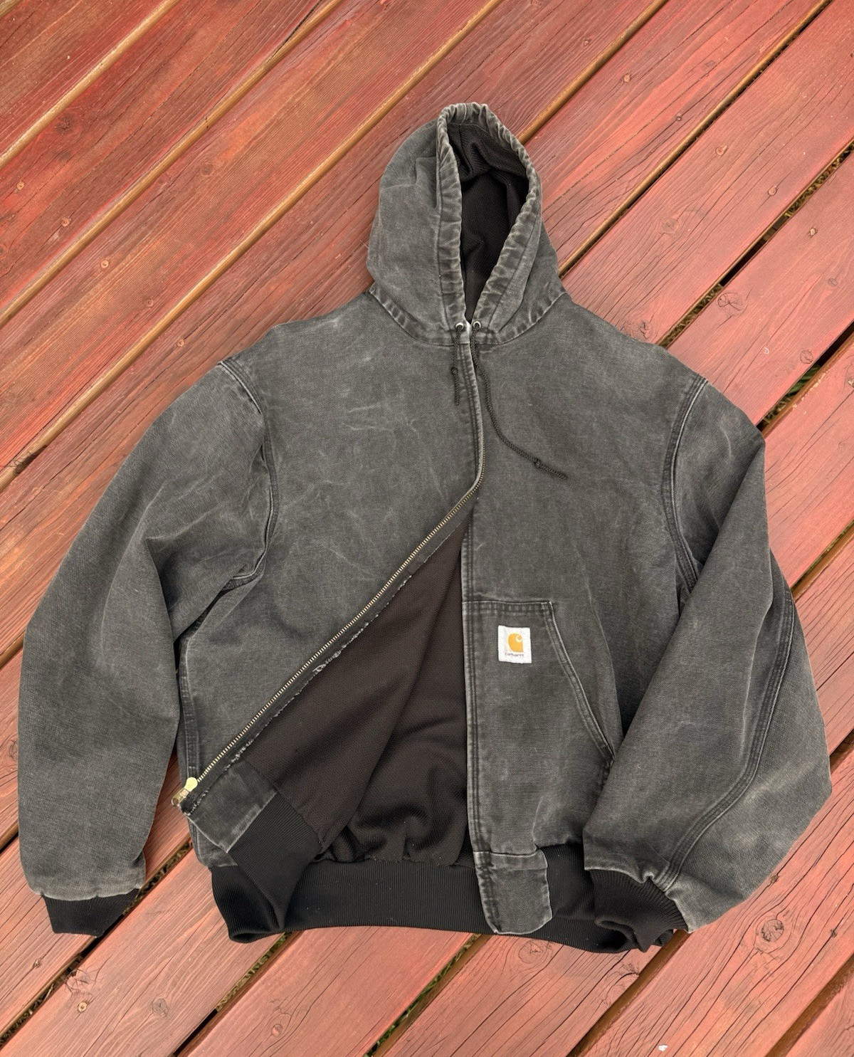 Carhartt Men\'s XL Black Hooded Zip-Up Workwear Jacket Logo Short Length