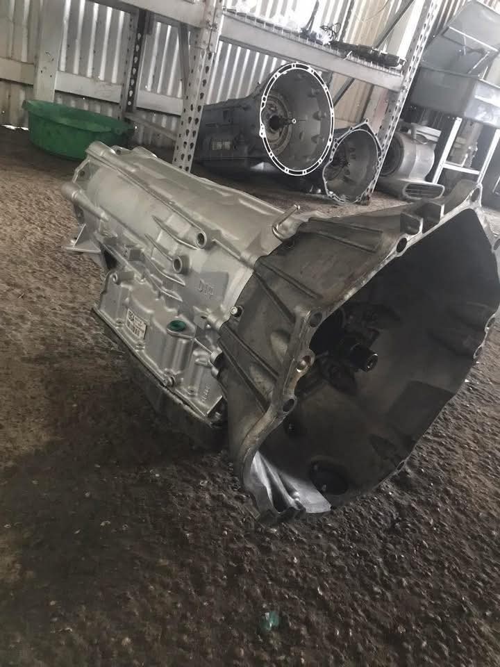 Automatic Transmission 2WD 4X2 8L90 8 SPEED Automatic Transmission 2WD 4X2 8L90 8 SPEED