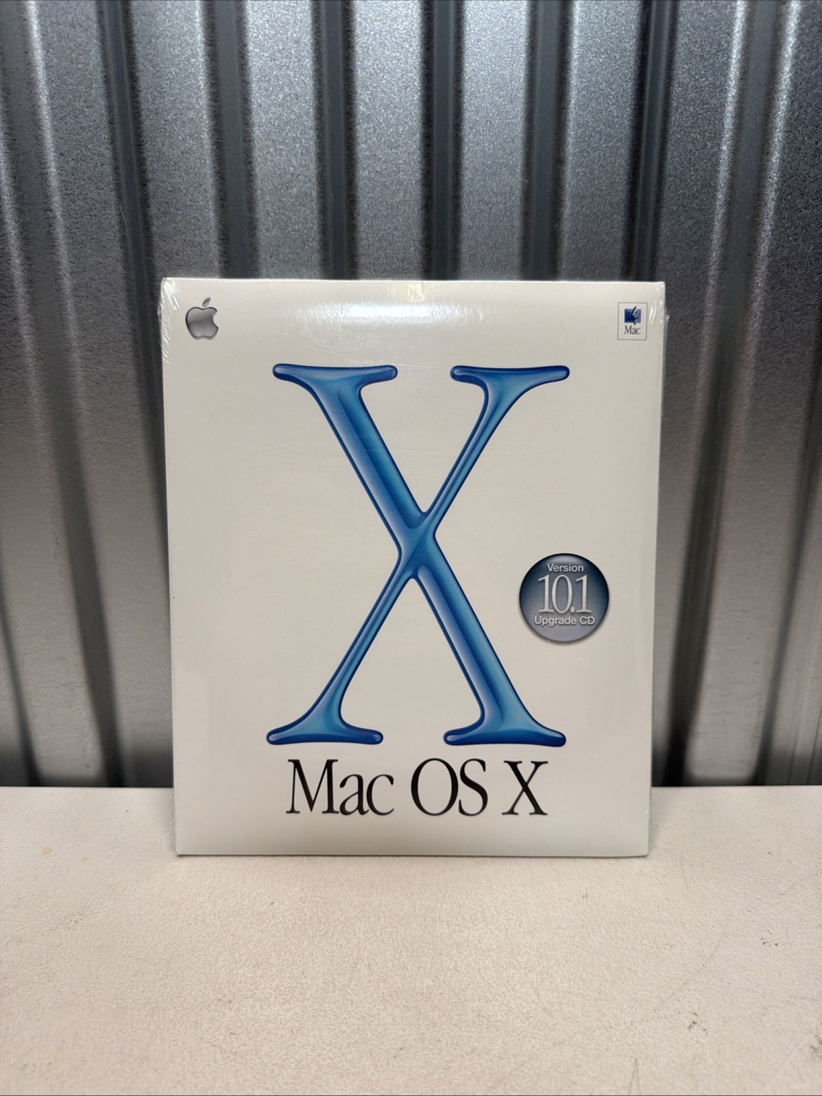 NEW Vintage Apple Mac OS X Version 10.1 Upgrade CD 2001 Factory Sealed Package NEW Vintage Apple Mac OS X Version 10.1 Upgrade CD 2001 Factory Sealed Package