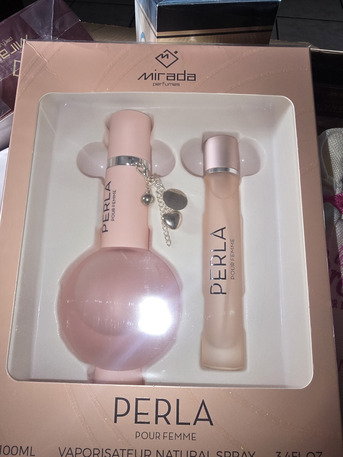 Mirada Perla Pour Femme Eau de Parfum Spray 3.4 fl oz/100ml Gift Set + Travel Mirada Perla Pour Femme Eau de Parfum Spray 3.4 fl oz/100ml Gift Set + Travel