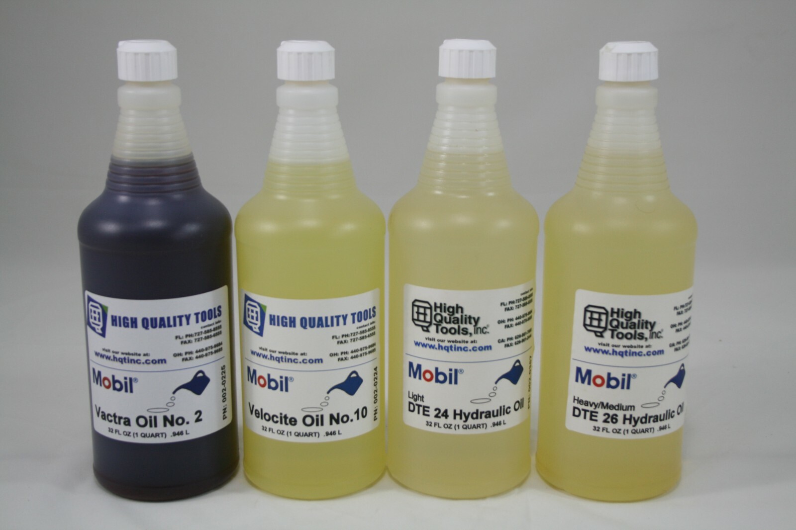4 Quarts  #26 DTE #24 DTE #10 Velocite #2 Vactra Oils Mobil