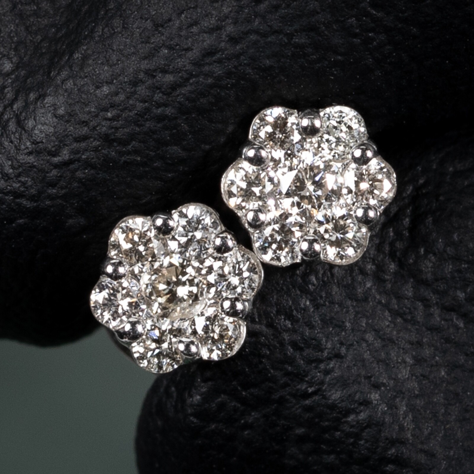 Unisex Solid 10k White Gold  0.38Ct Natural Diamond Cluster Small Stud Earrings
