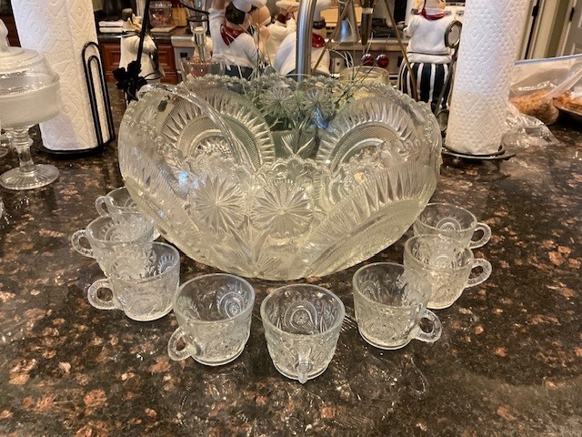 LE Smith VTG c.1950\'s Pinwheels&Stars Punchbowl Set - 12 Cups/Punchbowl/Ladle