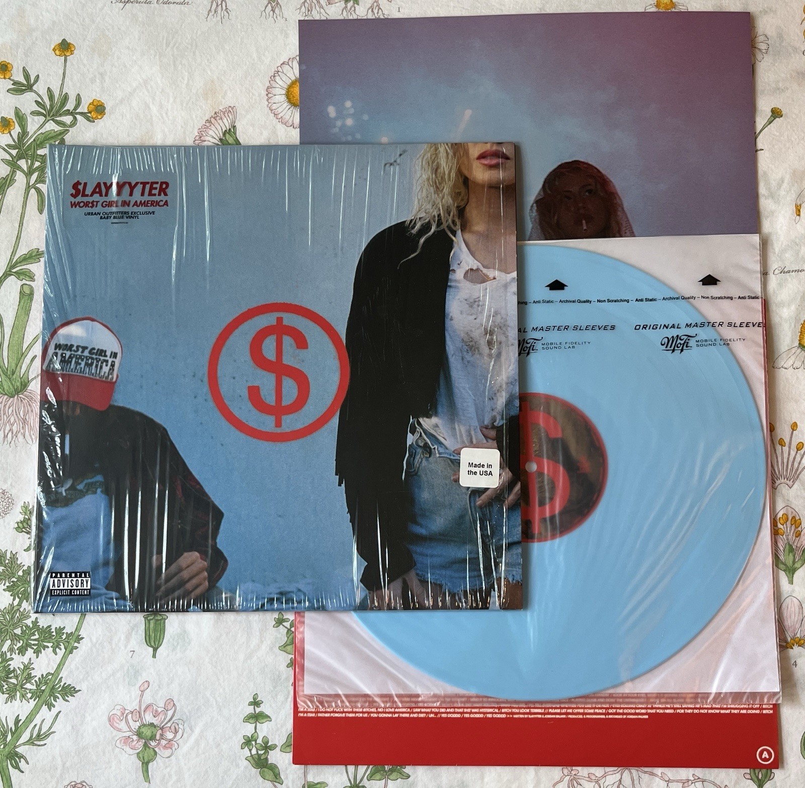 Slayyyter - Worst Girl In America (Urban Outfitters Exclusive Baby Blue Vinyl) Slayyyter - Worst Girl In America (Urban Outfitters Exclusive Baby Blue Vinyl)