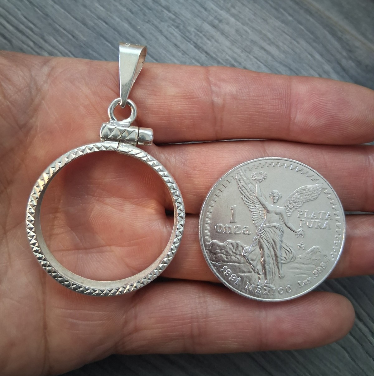 bizel de plata 925 para moneda de 1 OZ  Moneda Centenario 35.7mm. \
