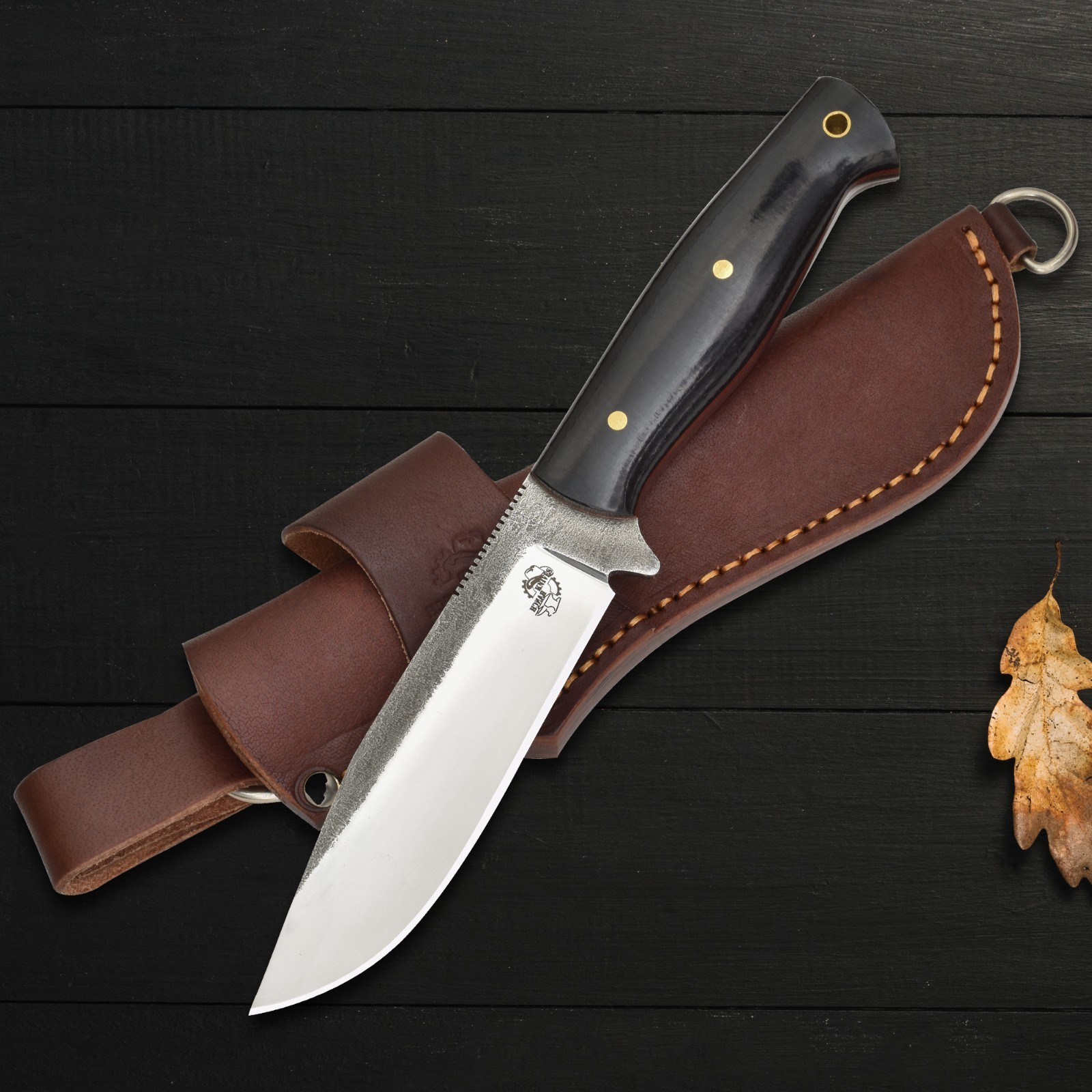 Hand Crafted Razor Sharp Knife for Camping, Bushcraft & Hunting - 59 Hardness Hand Crafted Razor Sharp Knife for Camping, Bushcraft & Hunting - 59 Hardness