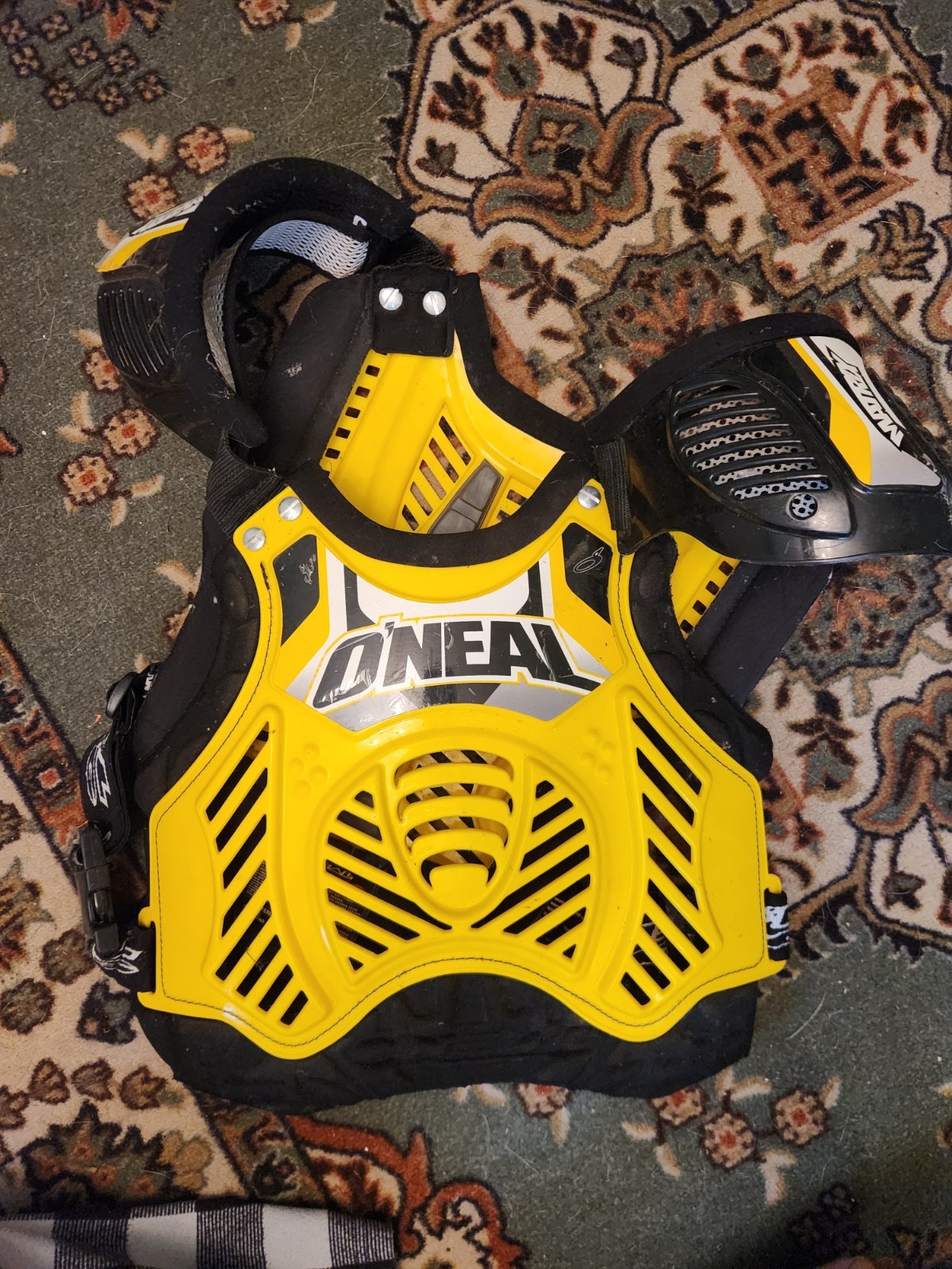 o\'neal racing chest gaurd yellow dirty needs cleaning o\'neal racing chest gaurd yellow dirty needs cleaning