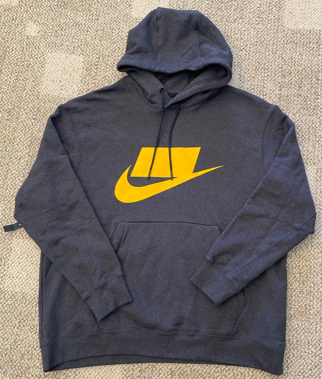 Nike Sweatshirt Hoodie NSW Nsp Pull Over Gray Yellow BV4540-032 $80 Men\'s L