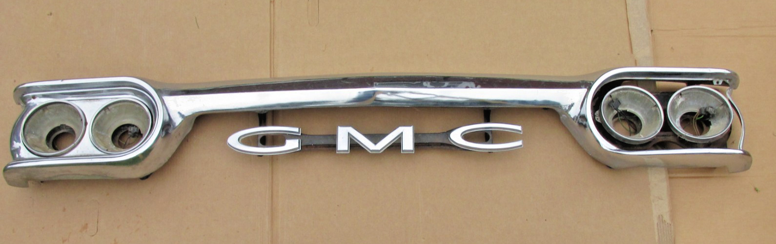 GMC Truck Grille 1960 1961 1962 1963 1964 1965 1966 Pickup Grill Parts Repair