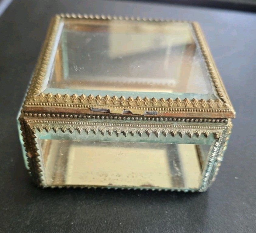 Vtg French Antique Brass/Beveled Glass Trinket/Jewelry Box 4\ Vtg French Antique Brass/Beveled Glass Trinket/Jewelry Box 4\