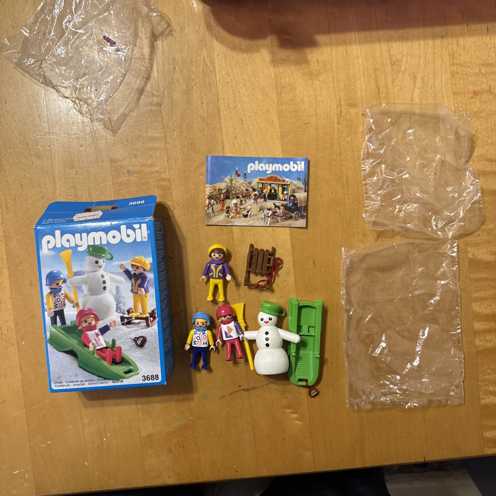 PLAYMOBIL 3688 - Snowman & Kids Figures & Playset - Vintage - 1991 Complete
