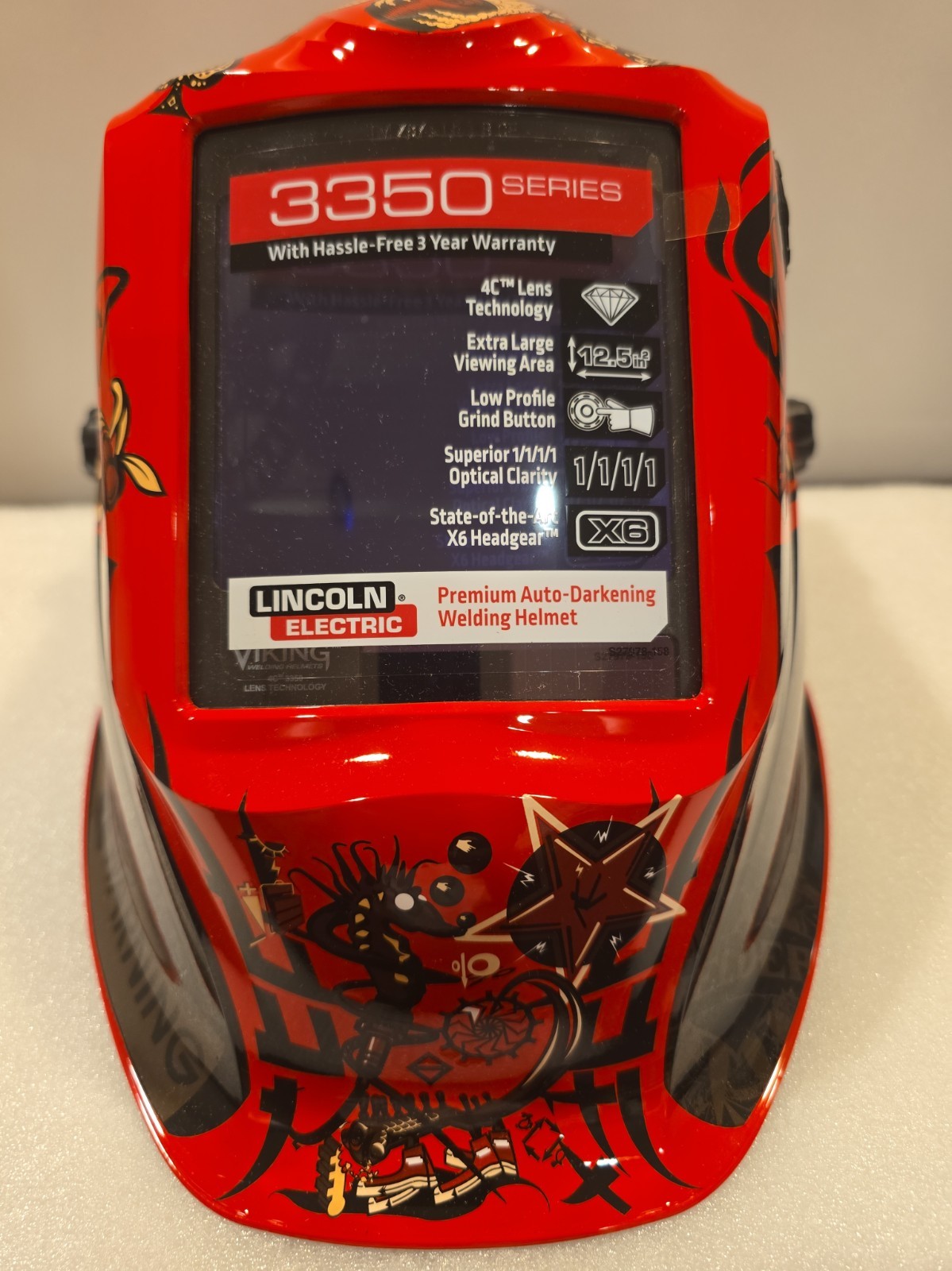 Lincoln Electric K3101-4-CE Viking 3350 Auto Darkening Welding Helmet, Mojo Red. Lincoln Electric K3101-4-CE Viking 3350 Auto Darkening Welding Helmet, Mojo Red.