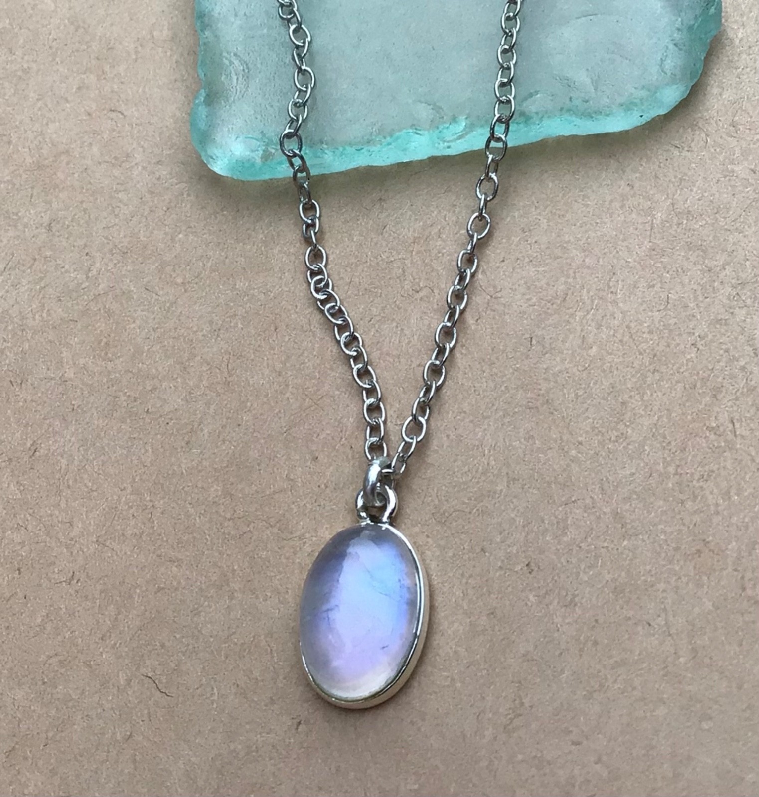 NATURAL  MOONSTONE ARTISAN HANDMADE SUNDANCE CHARM NECKLACE SILVER JEWELRY