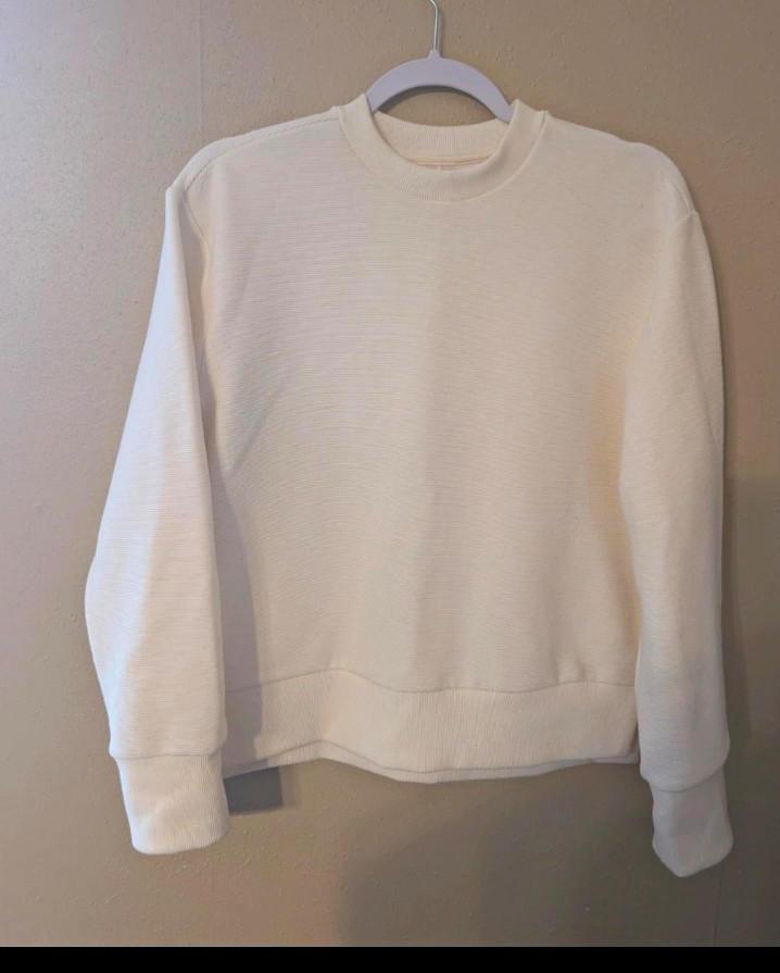 CALIA Women\'s White Crew Neck Pullover Sweatshirt Solid Knit Long Sleeve XS CALIA Women\'s White Crew Neck Pullover Sweatshirt Solid Knit Long Sleeve XS