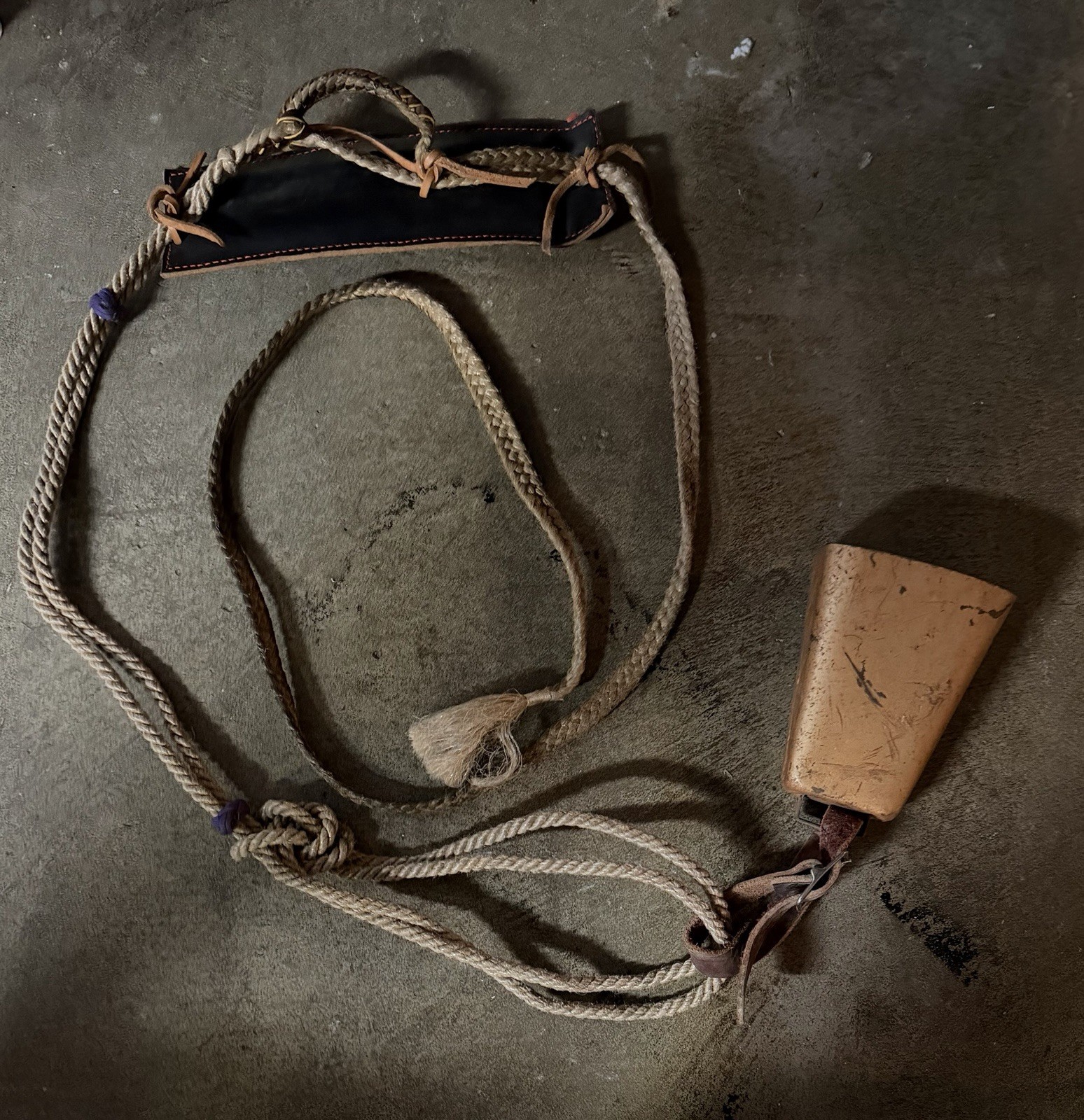Bullrope Bull rope Bull Riding Gear Rodeo Equipment with Cowbell Bullrope Bull rope Bull Riding Gear Rodeo Equipment with Cowbell