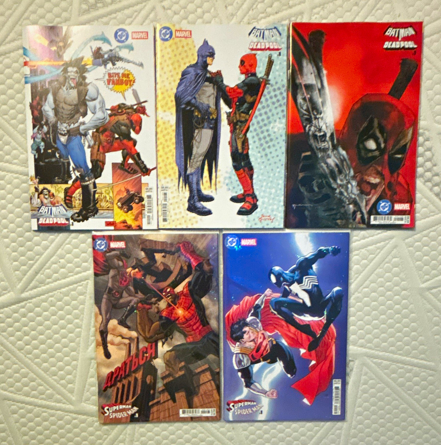 Marvel/DC Batman vs Deadpool & Superman vs Spider-Man Single Issue Lot of 5 Marvel/DC Batman vs Deadpool & Superman vs Spider-Man Single Issue Lot of 5