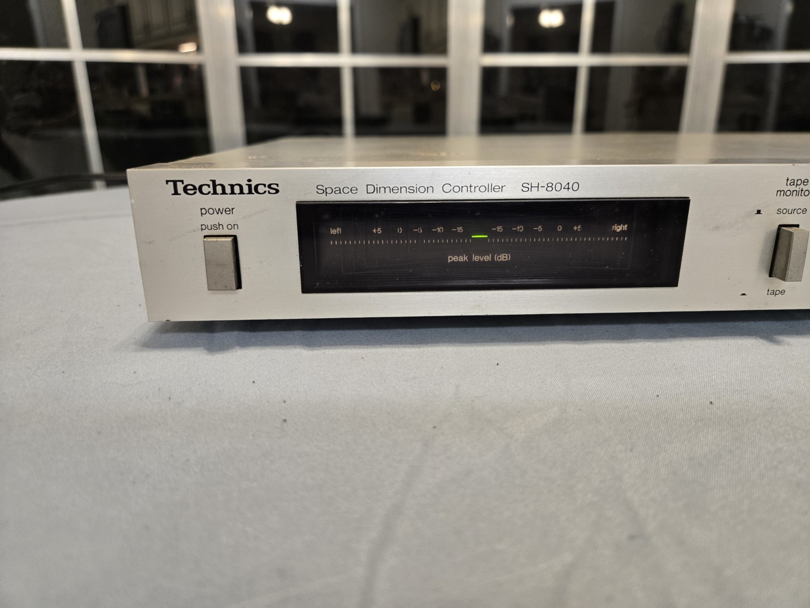 Vintage Technics SH-8040 Space Dimension Controller - FOR PARTS Vintage Technics SH-8040 Space Dimension Controller - FOR PARTS