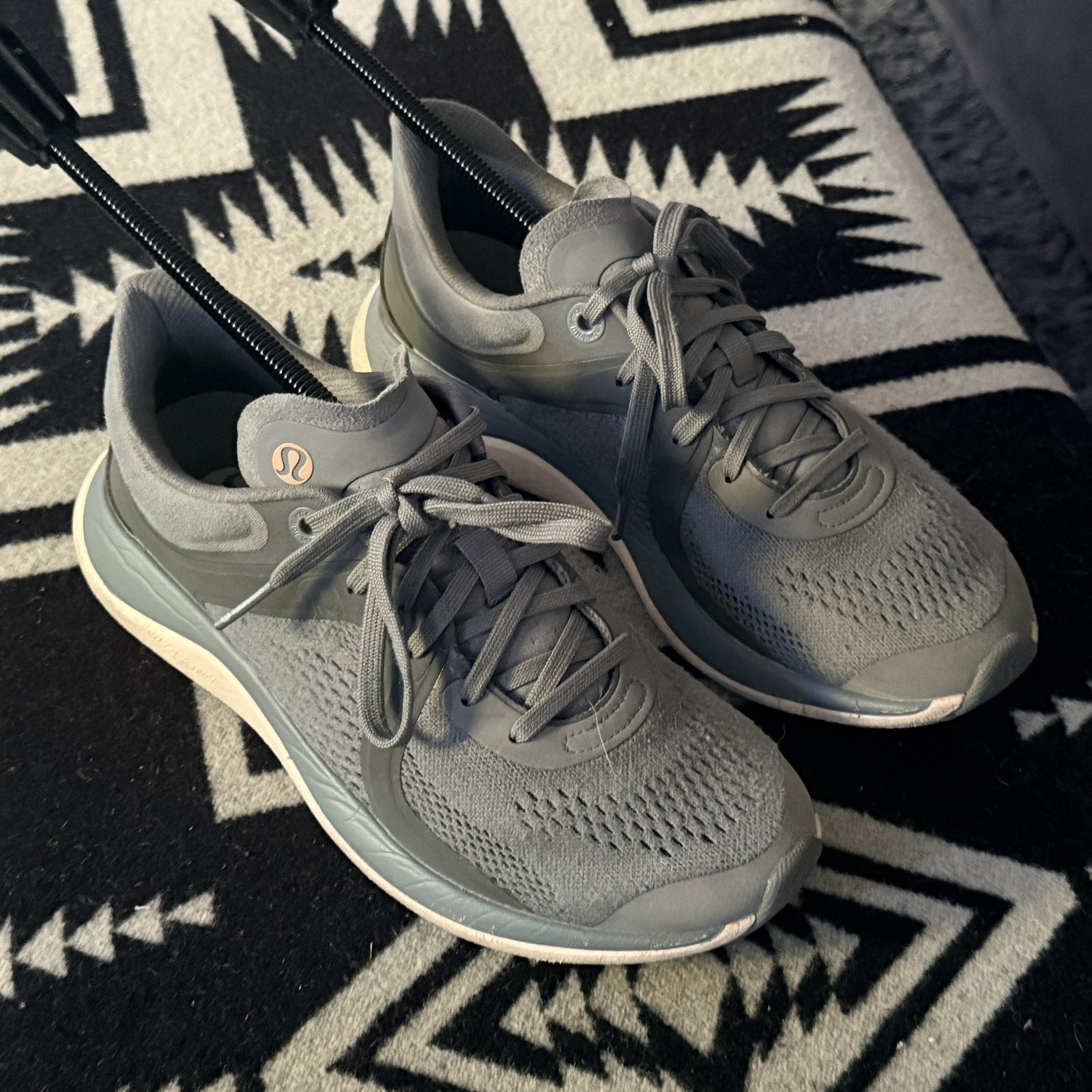 Lululemon Chargefeel Workout Low Grey Mesh Training Running Shoes Women\'s 7