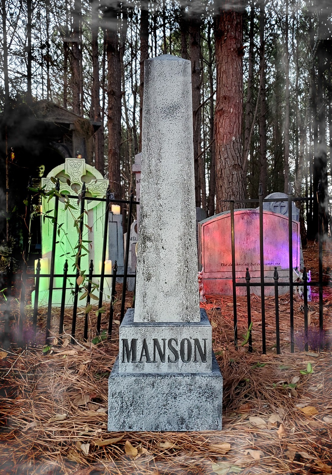 Evil Soul Studios Manson Obelisk Tombstone Halloween Prop Cemetery Headstone