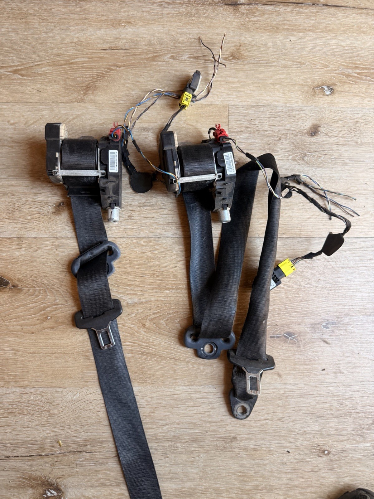 2008-2015 Smart Fortwo OEM Left & Right Front Seat Belt Retractor Assembly Set