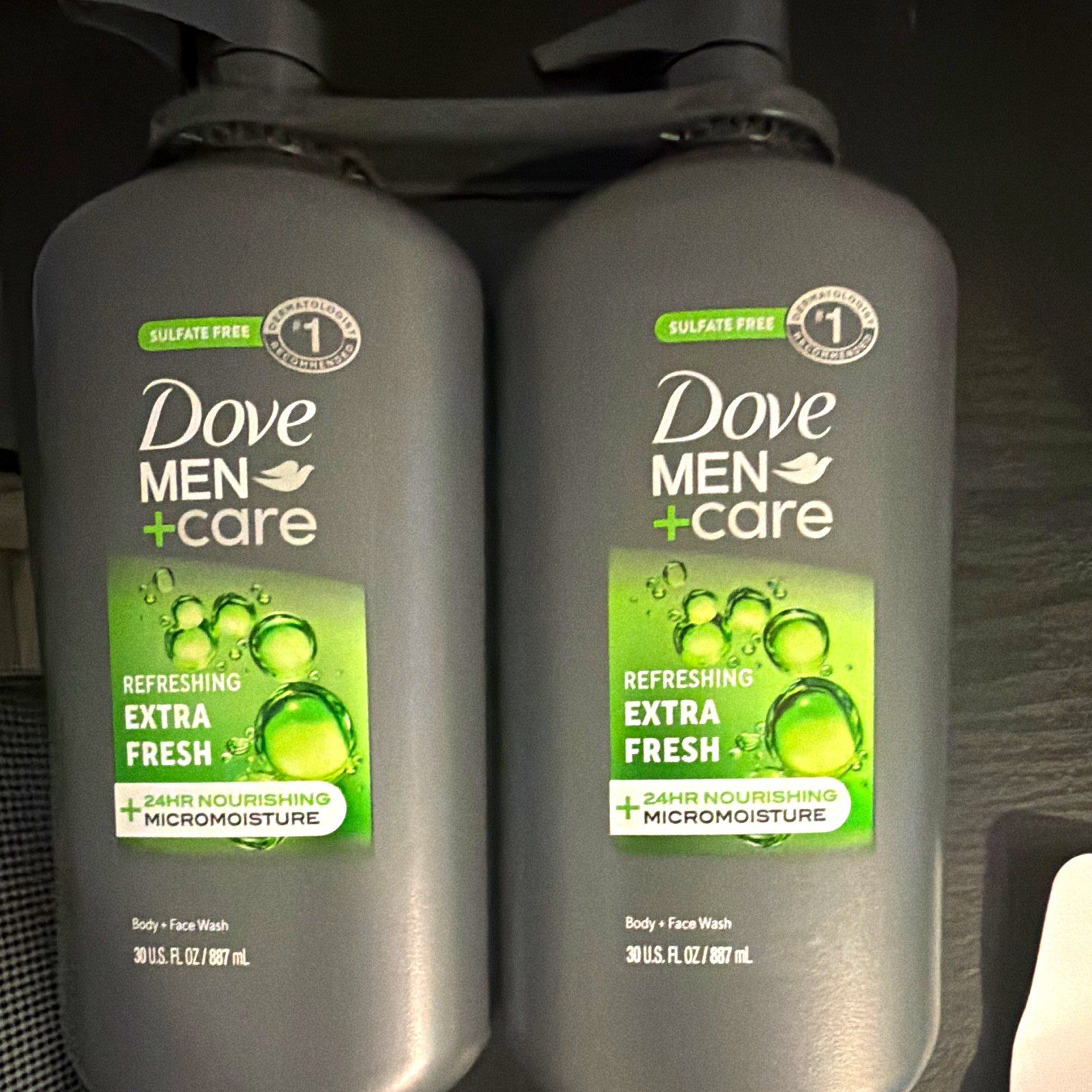 Dove Men+Care Extra Fresh Body & Face Wash, Sulfate-Free, 30 fl oz Dove Men+Care Extra Fresh Body & Face Wash, Sulfate-Free, 30 fl oz