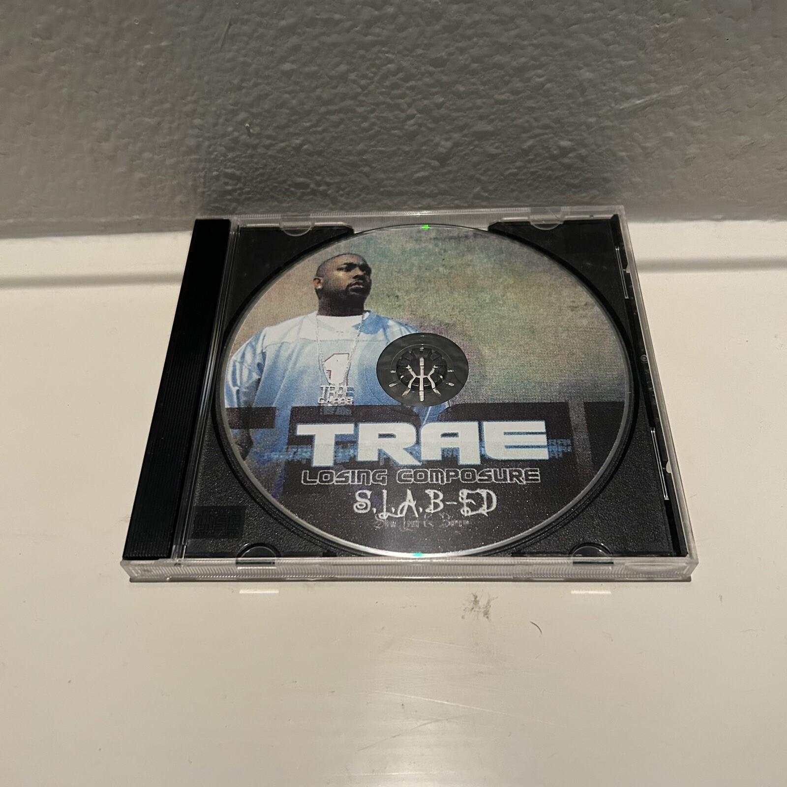 TRAE “LOSING COMPOSURE” S.L.A.B-ED