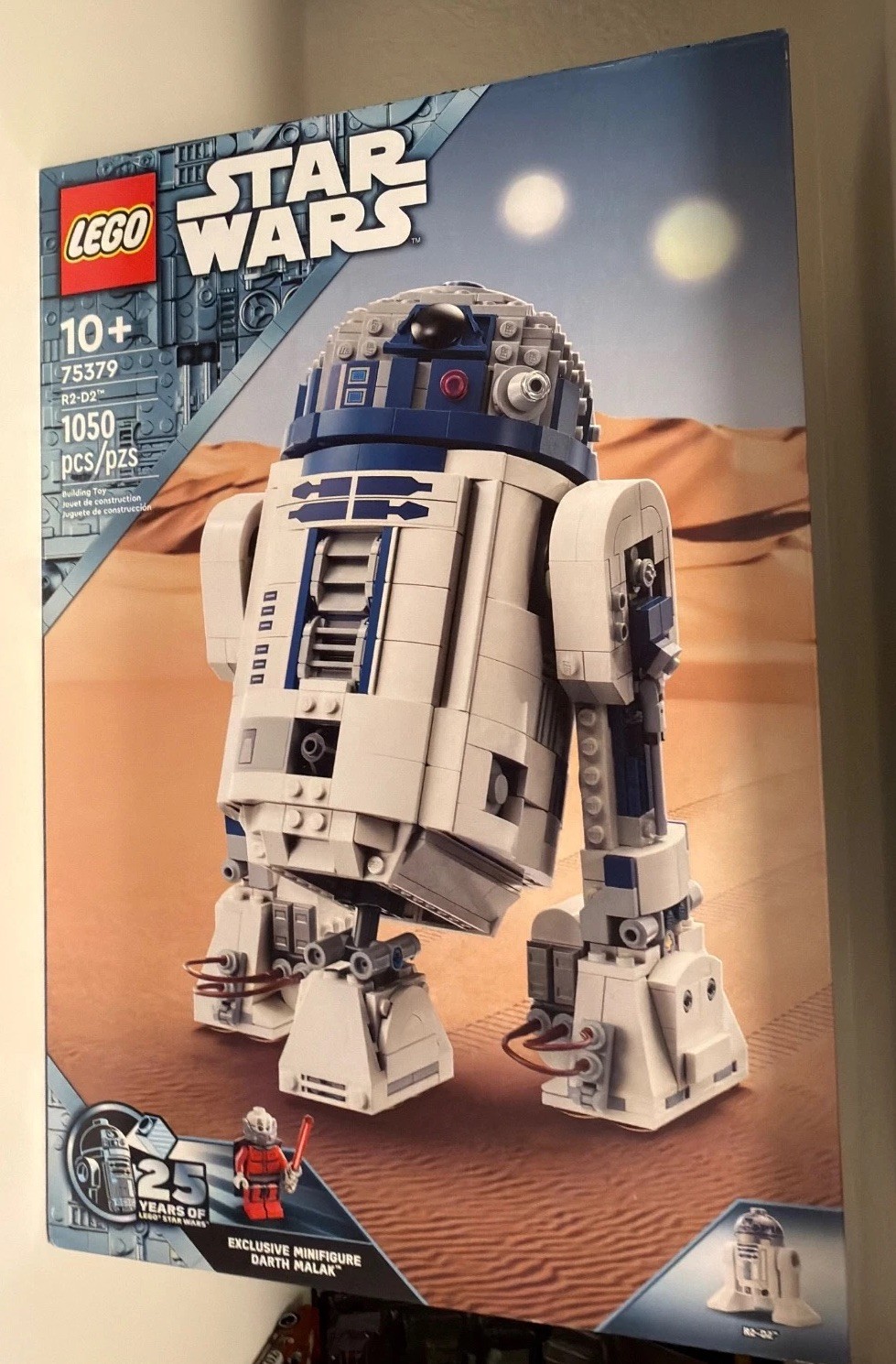 Lego Star Wars 75379: R2-D2 NIB