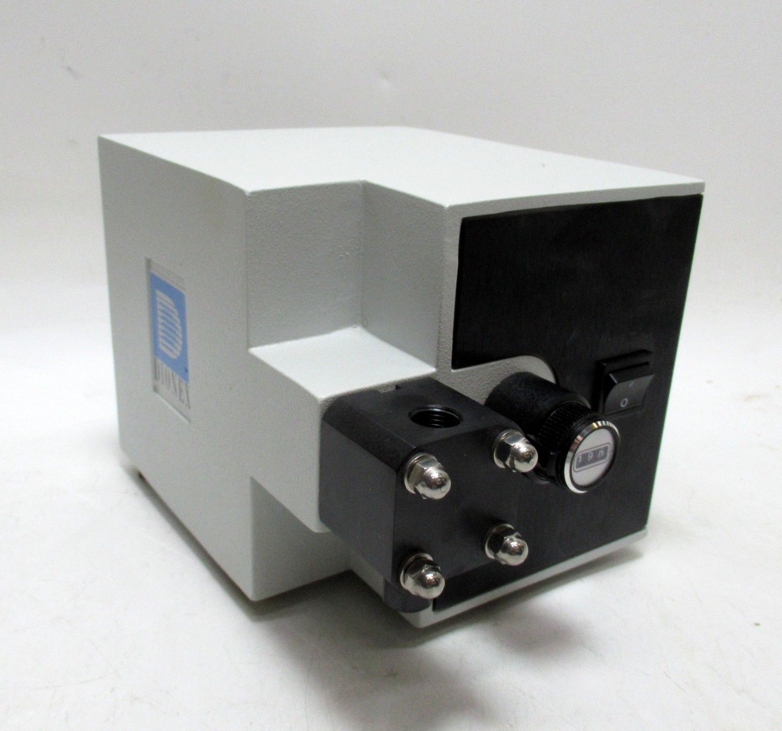 DIONEX DXP PUMP MODEL DXPSI HPLC Chromatography