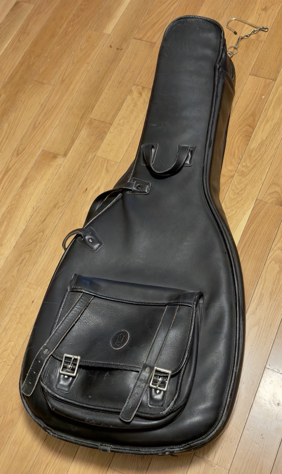 Vintage Levy\'s Premium Deluxe Black Leather Acoustic Guitar Gig Bag Padded