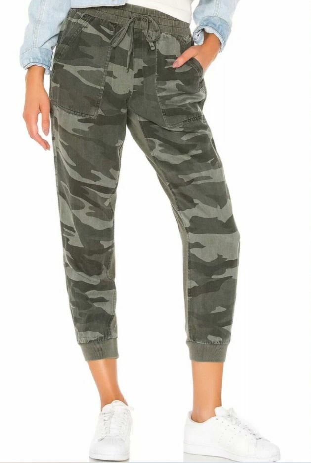 SPLENDID Ladies\' Elastic Waist Drawstring Front Pocket Joggers - B35