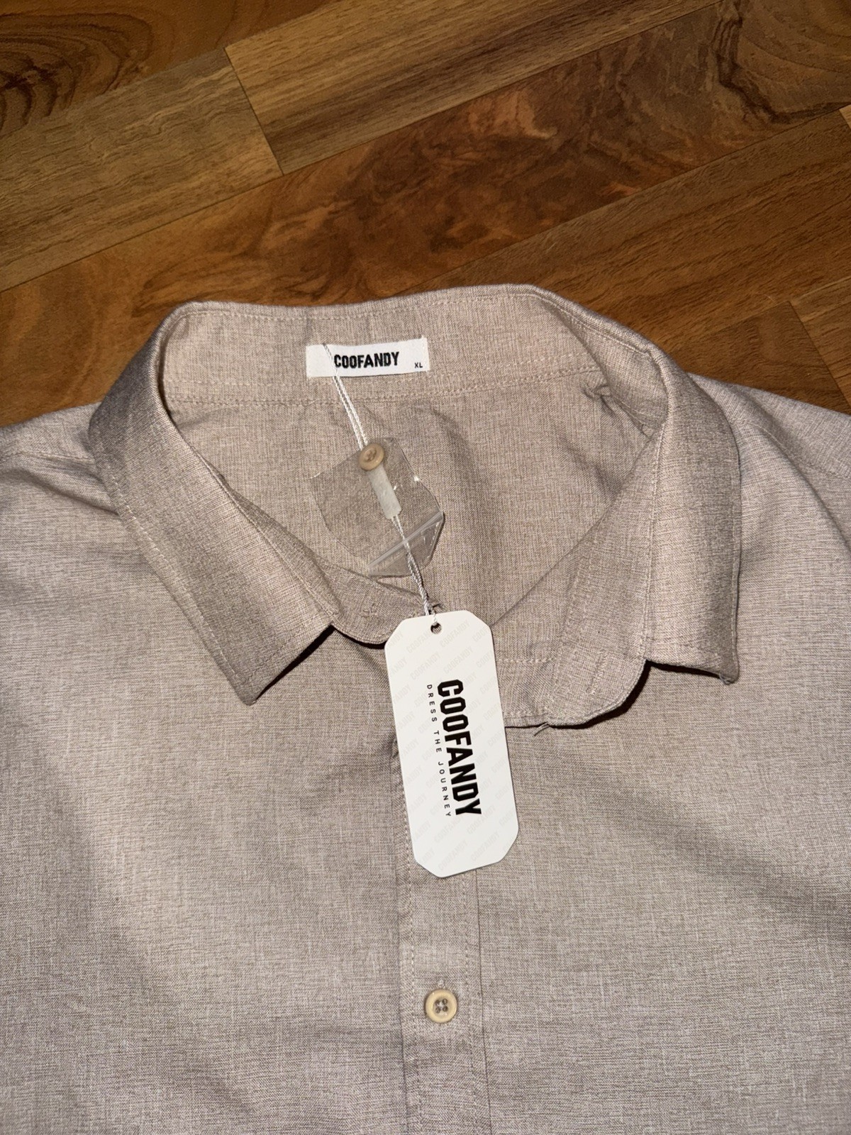 NWT COOFANDY Men\'s Short Sleeve Button Down Shirt Size XL Solid Brown Tan Casual