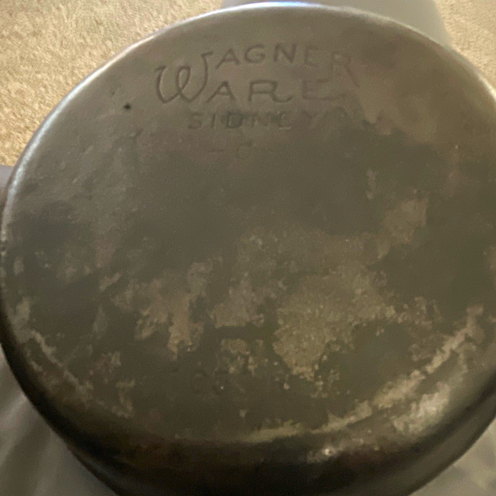 Wagner Ware Cast Iron Pot Marked Wagner Ware 1055 Wagner Ware Cast Iron Pot Marked Wagner Ware 1055