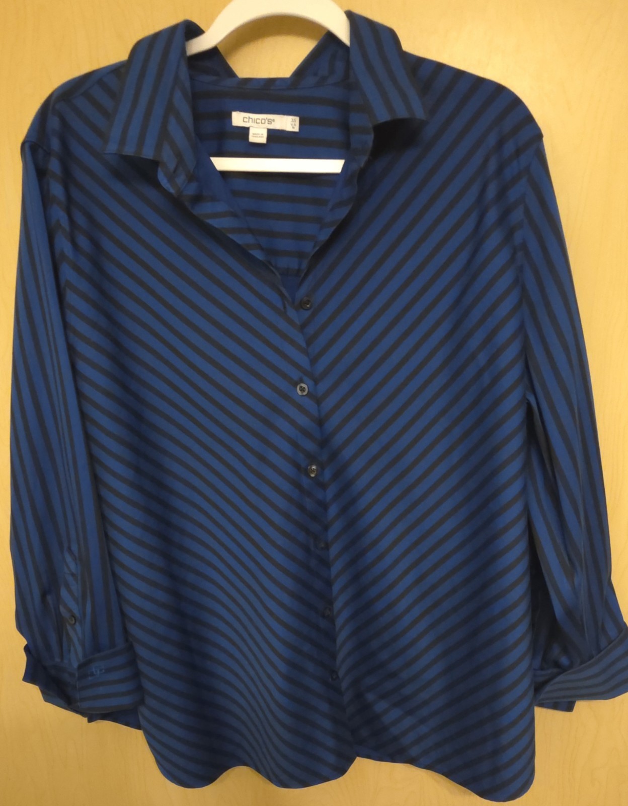 Chico\'s Size (3.5) 18 Blue Black Stripe CC Monogram Cuff 3/4 Button-Front Shirt