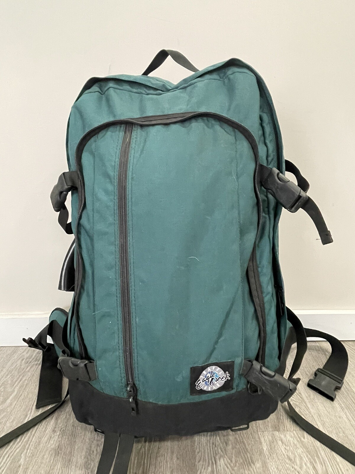 Eagle Creek Travel Gear Green Black Xtra Large Hiking Camping Backpack READ