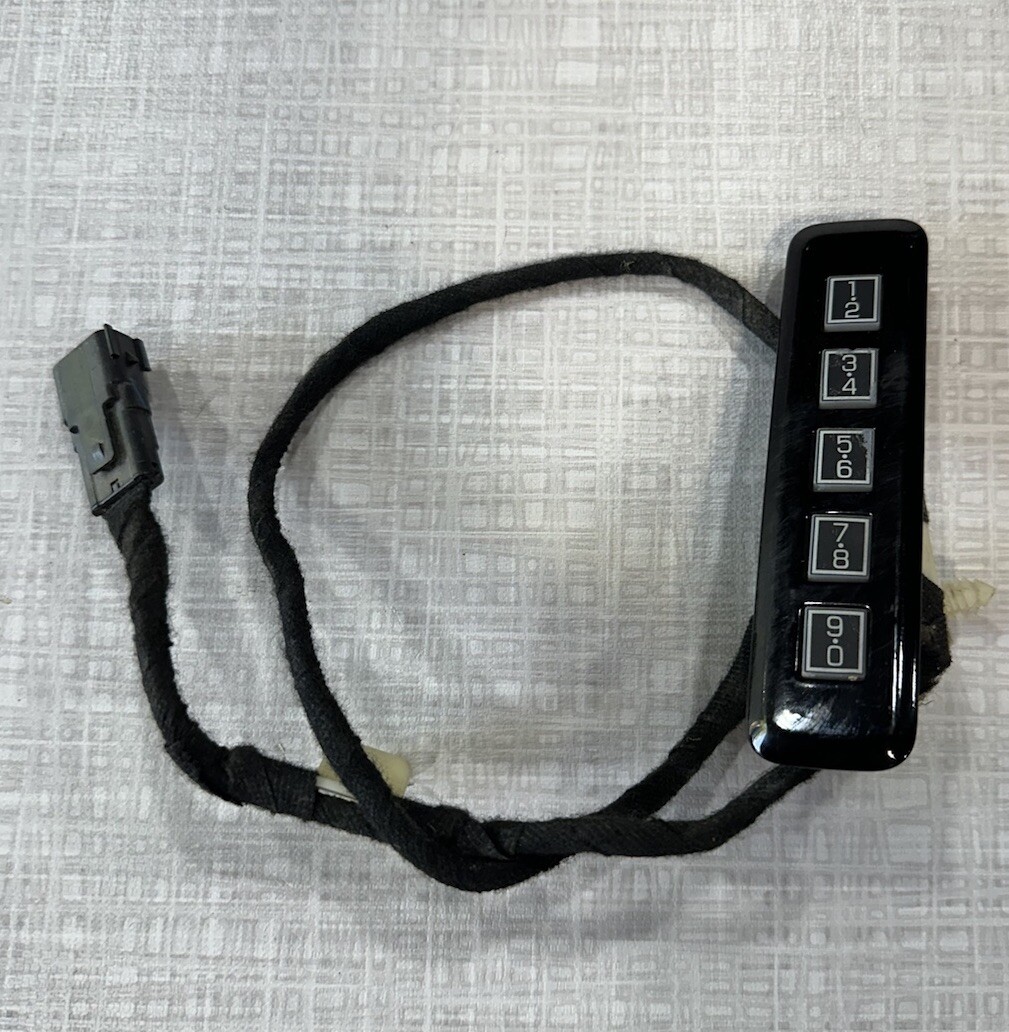 2015-2022 Ford F150/F250/F350 LH Door Keypad FL3T-14A626-ANW