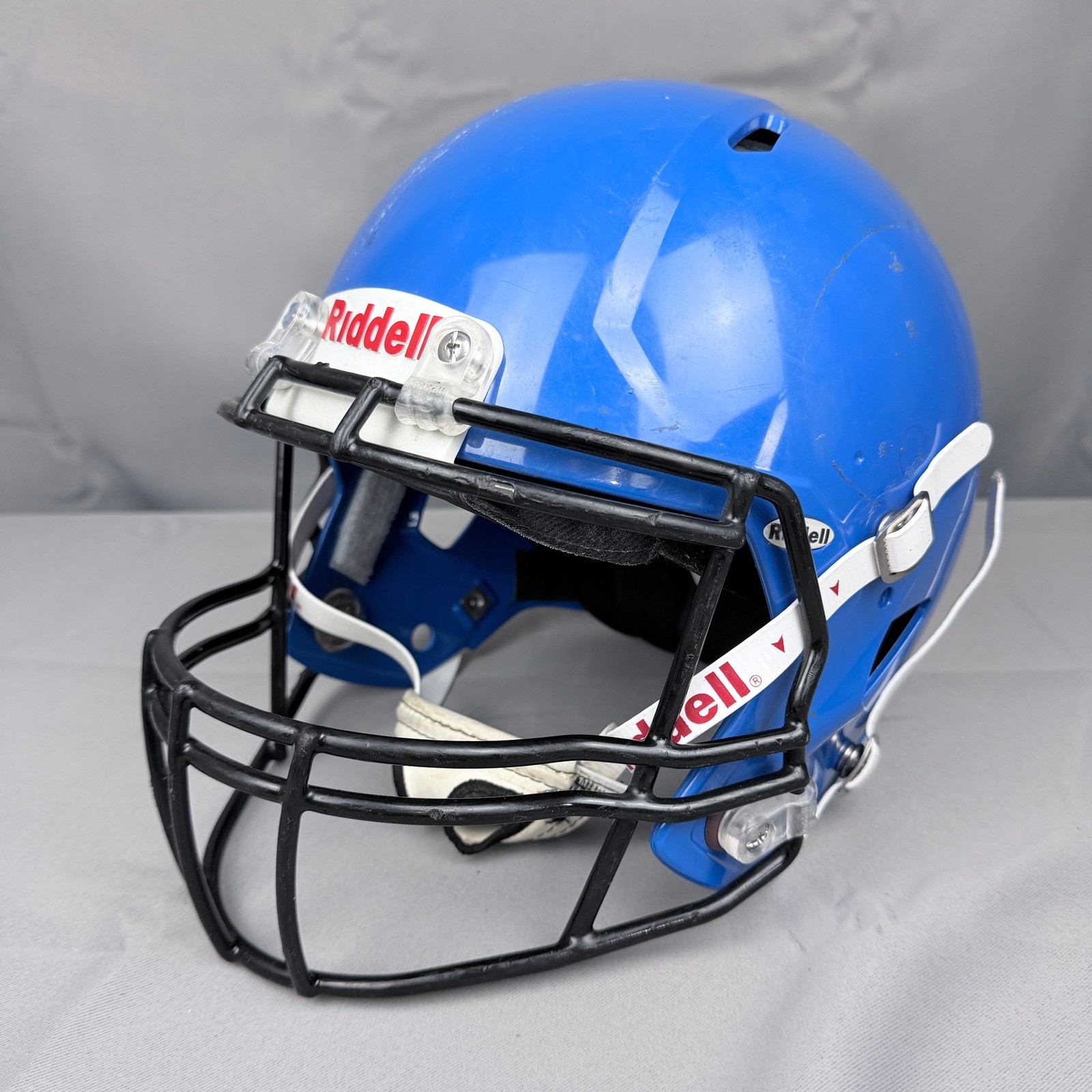 Riddell Victor Youth Football Helmet Blue Medium R41188 Black Face Mask 2022