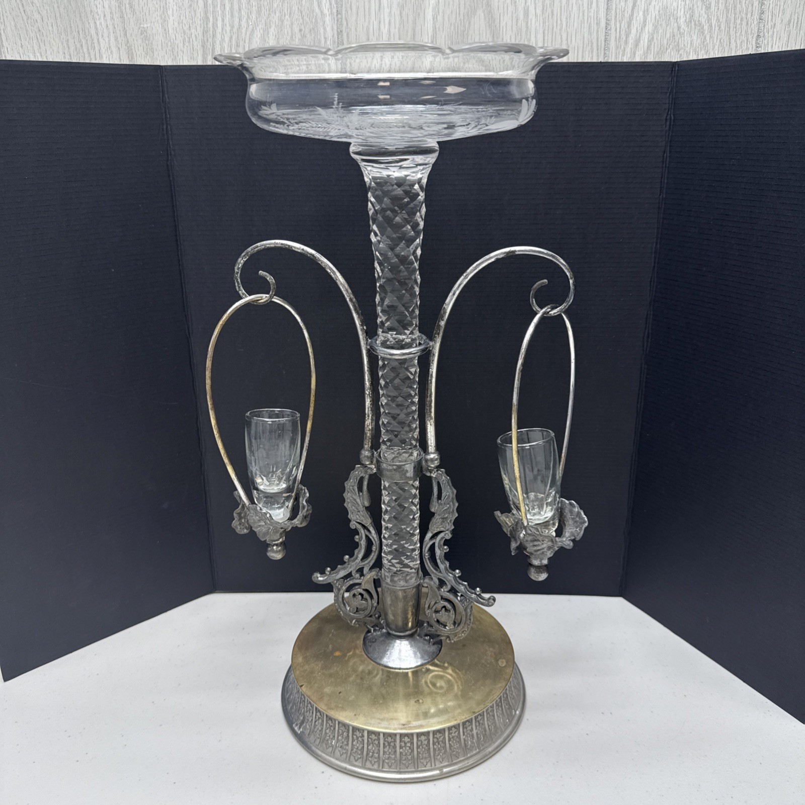 1800\'s Victorian Silver Plate Meriden B Company 15.5\ 1800\'s Victorian Silver Plate Meriden B Company 15.5\
