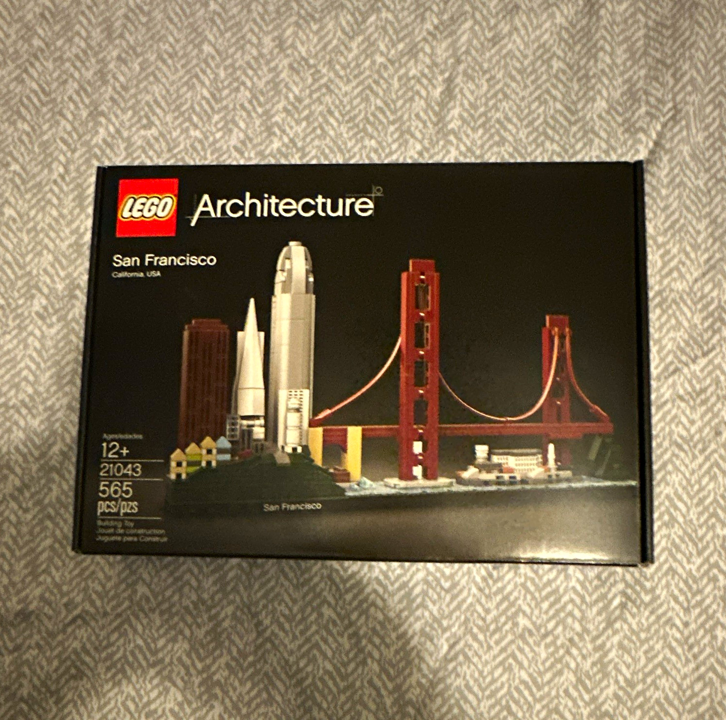 LEGO Architecture Skylines San Francisco 21043 565 pcs Ages 12+ Box LEGO Architecture Skylines San Francisco 21043 565 pcs Ages 12+ Box